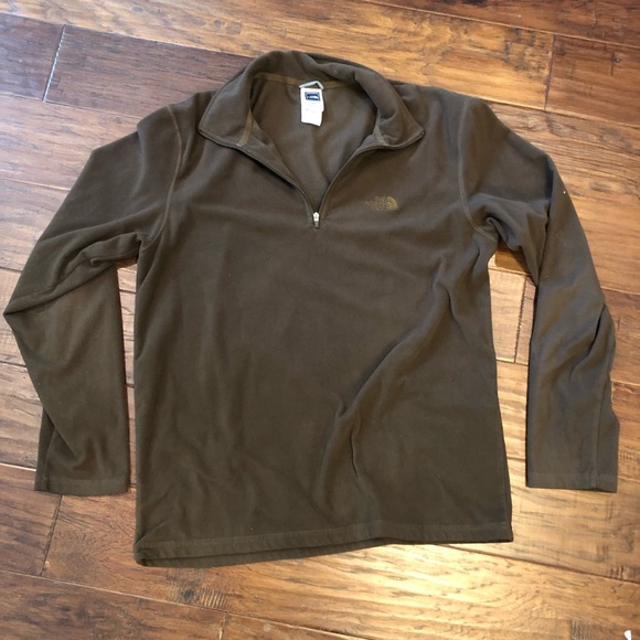 The North Face Other - North face pullover. Men’s Size M.